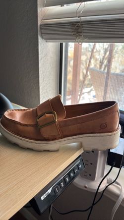 Women’s Born 7 Loafer