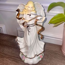 BEAUTIFUL PORCELAIN HAND PAINTED ANGEL MUSIC BOX 9" TALL PLAYS " FUR ELISE…(#17)