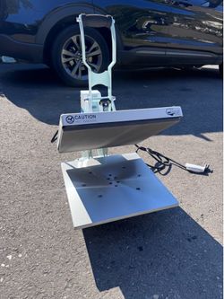 Heat press and tumbler heat press