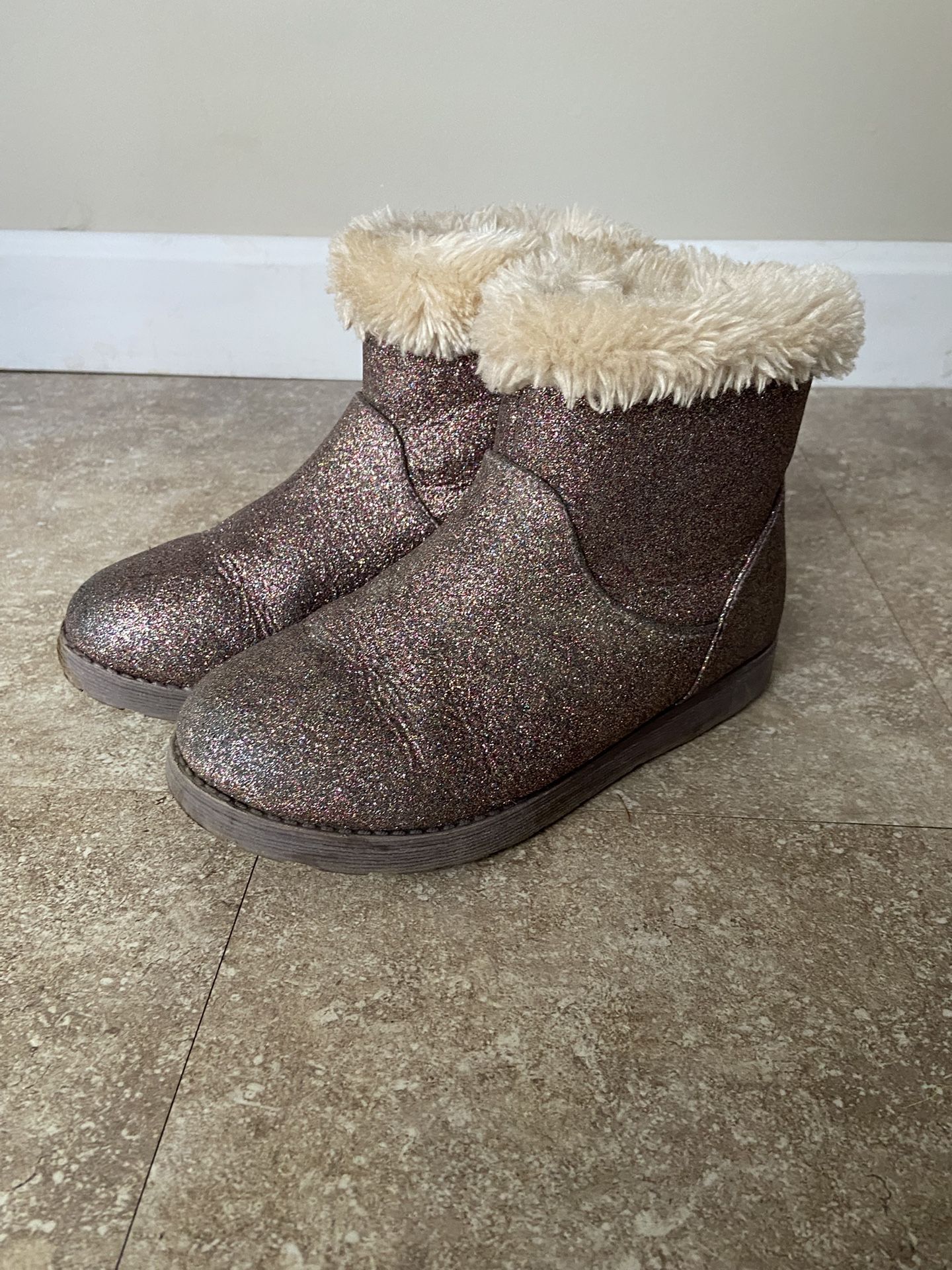 Girls Size 1 Sparkle Brown Fur-lined Winter Boots