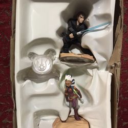 Disney Infinity 3.0 Anakin Skywalker and Ahsoka Tano figures 