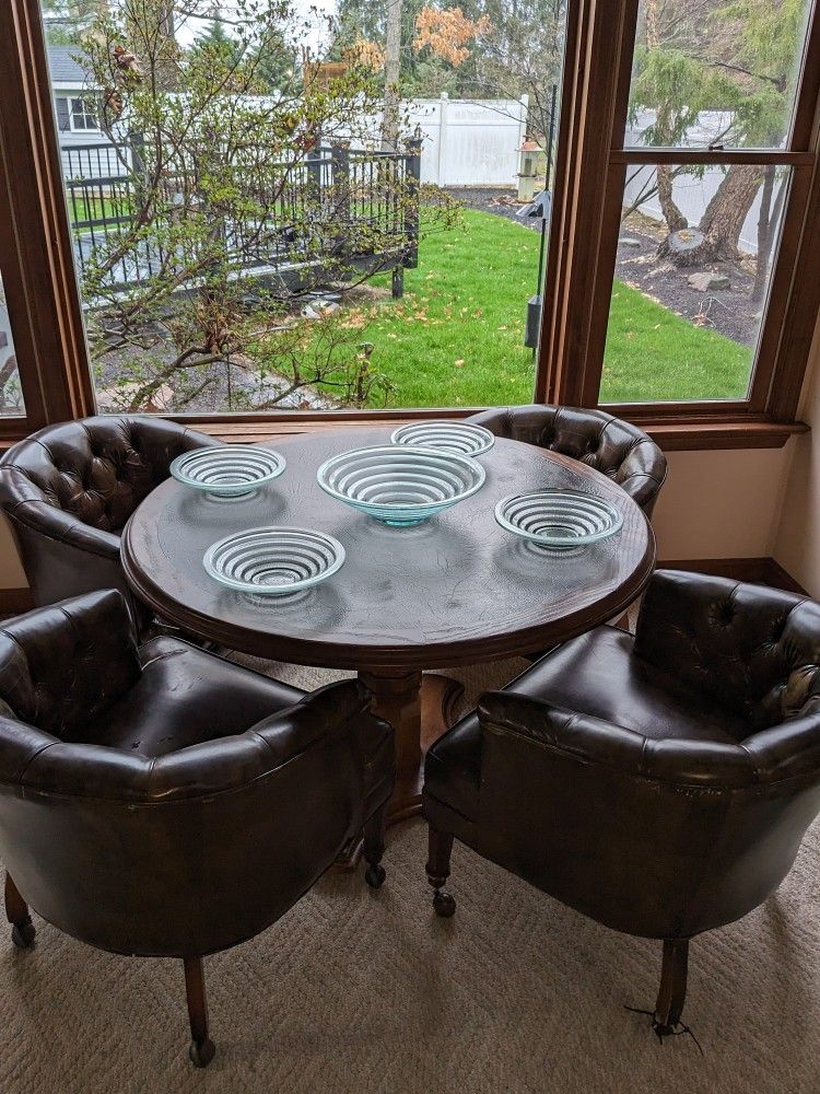 Vintage Poker Table With 4 Club Chairs On Wheels