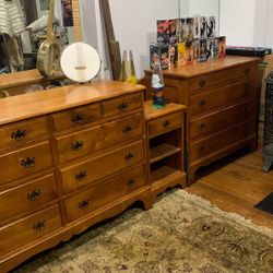 Solid Wood Dresser Set 