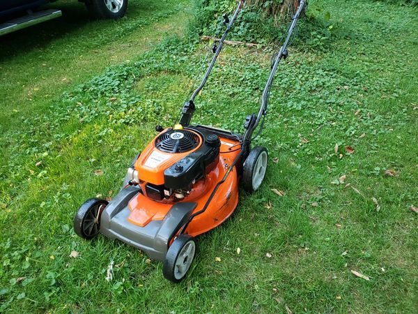 Husqvarna lawn mower 7.75 for Sale in Bensalem, PA - OfferUp
