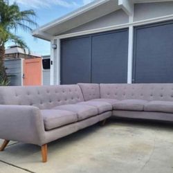 Gray Mid-Century Modern Tufted Sectional Sofa