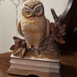 Porcelain Birds Wildlife Owl Music Boxes Musical Vintage