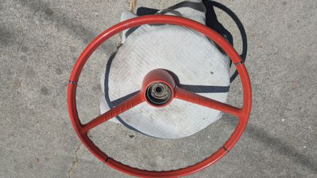 Early Chevy steering wheel