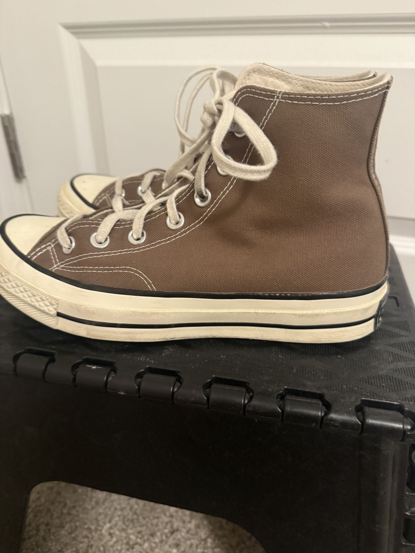 Brown Converse