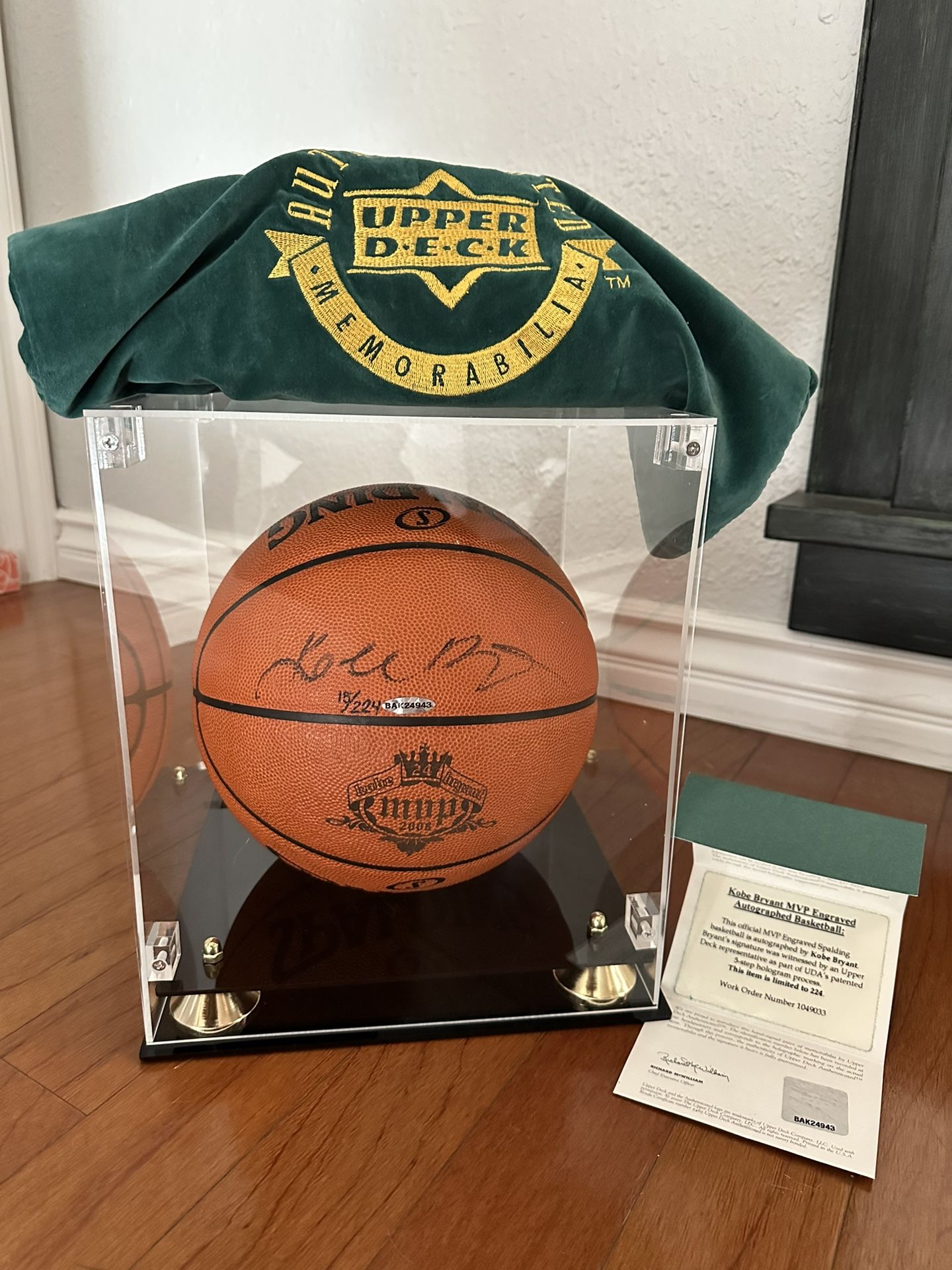NBA basketball autographed memorabilia Kobe Bryant Los Angeles Lakers