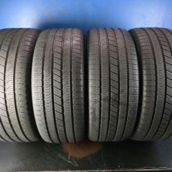 275 45 22 SET(4) (F1/2)  CONTINENTAL CROSSCONTACT  RX   85% TREAD 