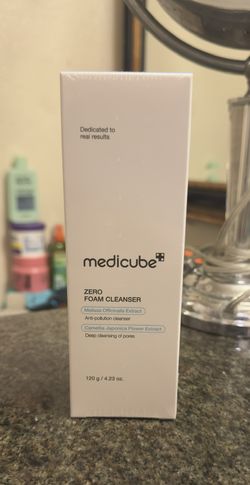 Medicube Zero Foam Cleanser (120g) - Deep Pore Cleanse