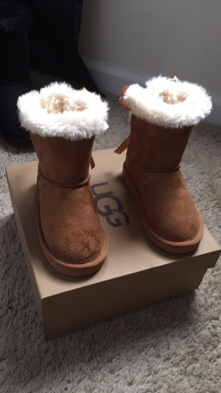 Sz11c Toddlers Girls Ugg Boots