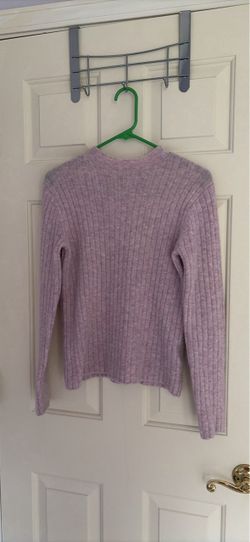Uniqlo size small lavender purple sweater