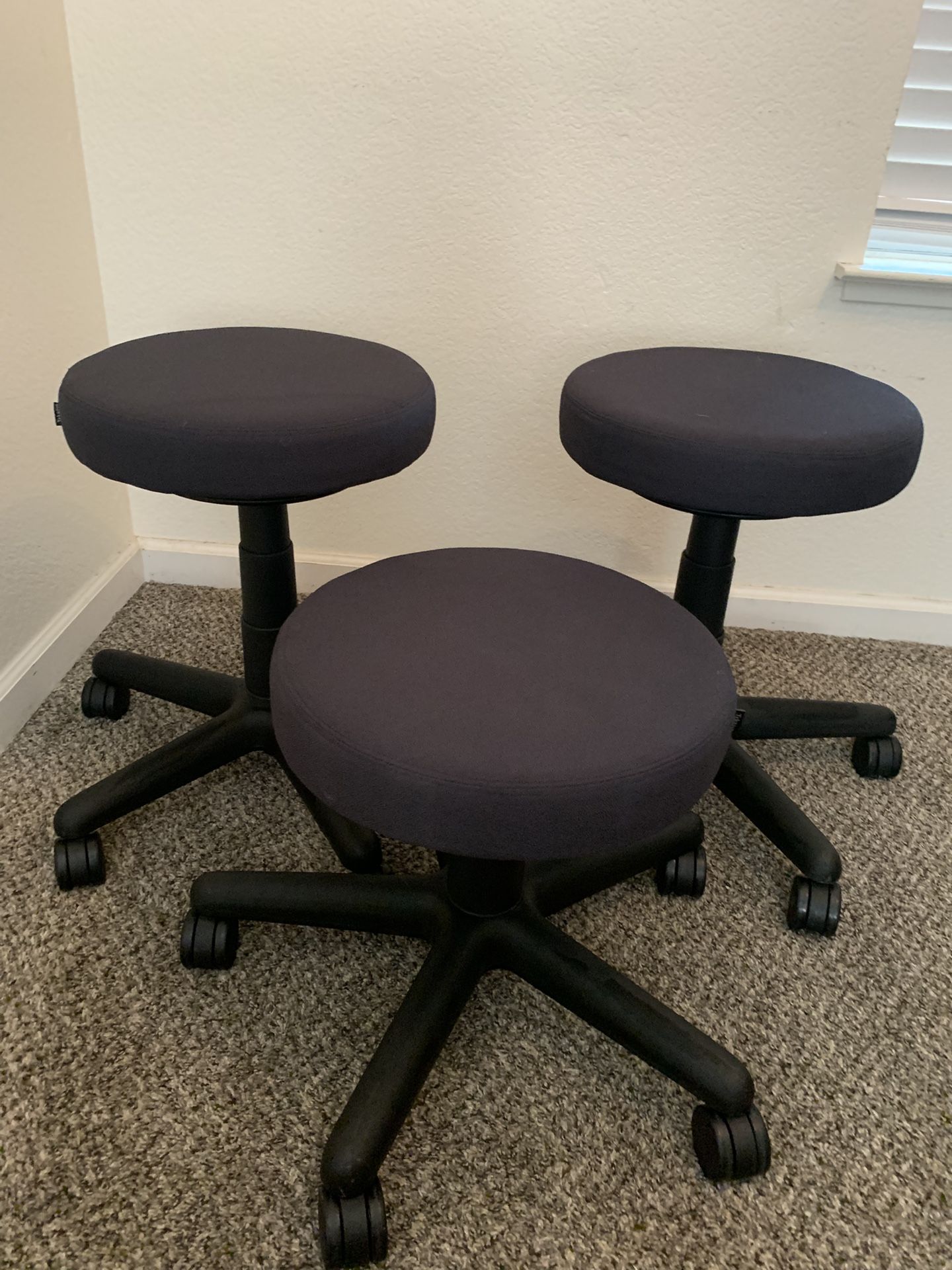 Teknion Ability Spinner Adjustable Height Stools like new