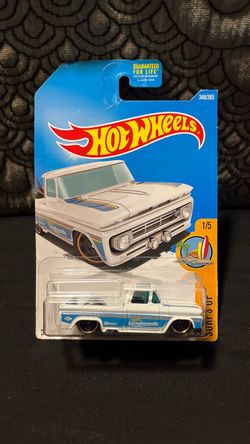 HW’s custom 62 chevy pickup