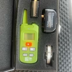 TBI PRO Premium DOG TRAINING COLLAR KIT w/ REMOTE T-4 NEW Condition With Case