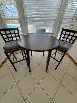 Bar height table