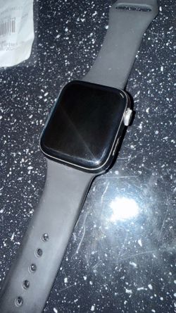 Apple Watch Series 5 – 44mm GPS – Excellent Condition