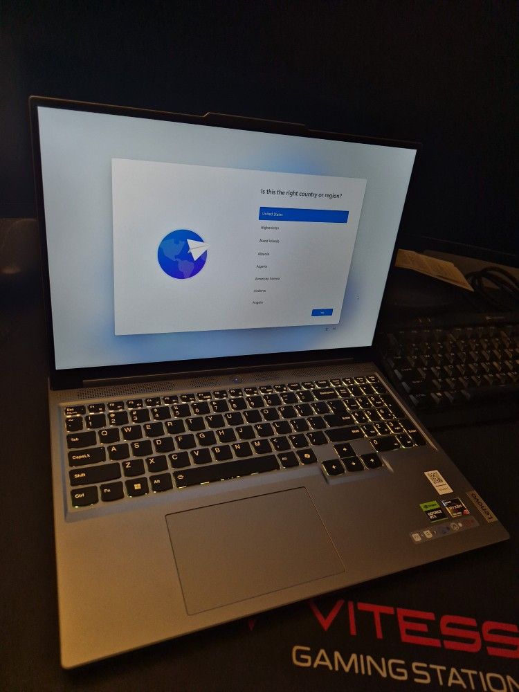 Lenovo Legion Slim 5 16ARP9 16" Laptop Ryzen 7 7435HS RTX 4070 16GB 1TB SSD