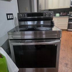 Samsung Oven & Air Fryer ( cracked)