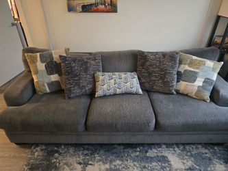 Comfortable Charcoal Gray 3-Seat Sofa w/ 5 Accent Pillows – Great Condition