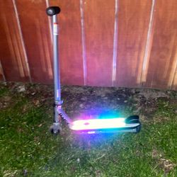 It Goes 12 Speed Lights When Turned On Takes 4 Hours To Charge