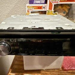 Pioneer Car Stereo With Remote 