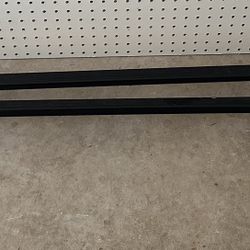 Thule Roof Rack Mounts and 2-58” Cross Bars with Locks