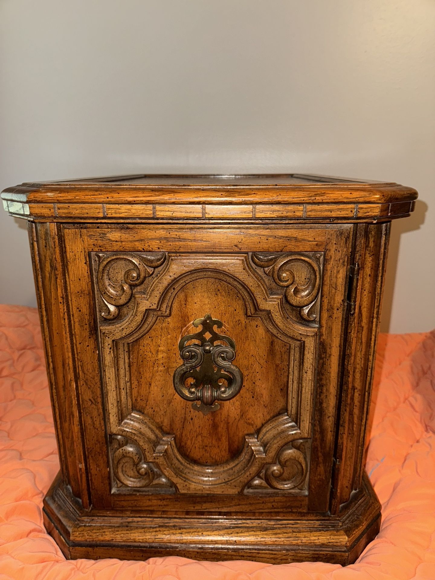 Vintage Oak Carved Pedestal Table w/ Storage