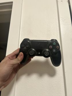 PS4 Controller