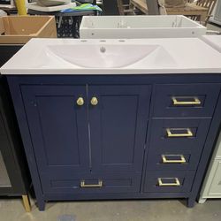Minor Chipped Assembled New Solid Wood Frame 36" Bathroom Vanity with Sink Combo