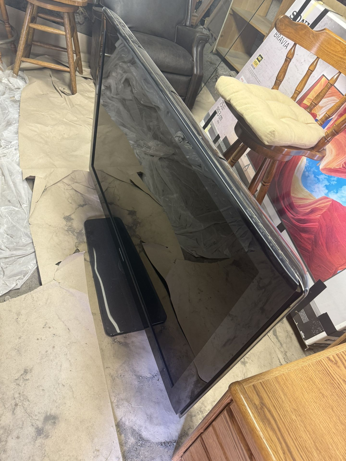 55” Samsung TV With Remote In Great Shape