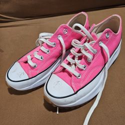 Converse Pink