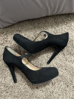 Black Heels Size 6