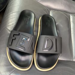Fendi Slides Size 10