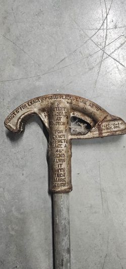 Pipe bender