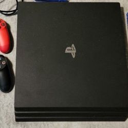 PS4 Pro 1TB  Bundle