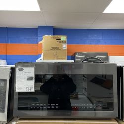 BLACK STAINLESS STEEL SAMSUNG MICROWAVE