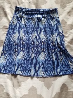 Skirt size M