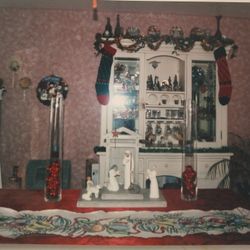 Dining Room And Hutch Set