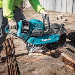 80V max (40V max X2) XGT Brushless Cordless 14 in. Power Cutter Kit (8.0Ah)