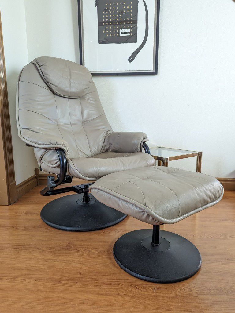 Ekornes Stressless Style Leather Lounge Chair Recliner & Ottoman
