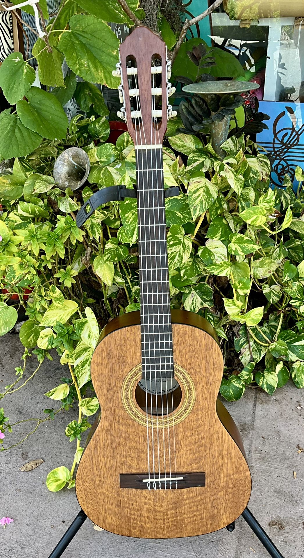 Samick LC-006 3/4 Size Classical Guitar