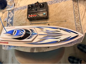 Traxxis Blast Speedboat Model 3810 read description