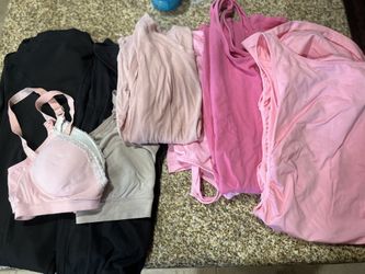 Maternity Clothes 