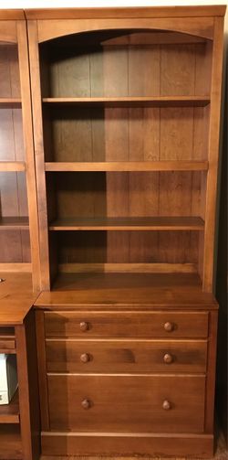 ETHAN ALLEN 3 DRAWER BASE UNIT WITH UPPER BOOKCASE