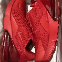 Nike AirMax 270 Size 11