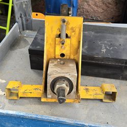 Manual roll groover