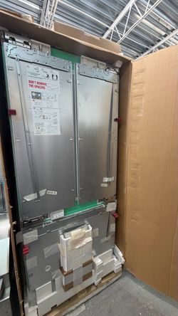 THERMADOR 36ā BUILT-IN REFRIGERATOR ā BRAND NEW IN BOX! Model: T36IT905NP