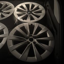 Need A Wheel For a Tesla Model 3?
